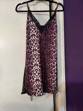 Intimates Women's Pink Leopard Lace Trim Chemise Nightdress Lingerie